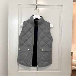 NWOT J. Crew Quilted Grey Vest XXS (size runs big)